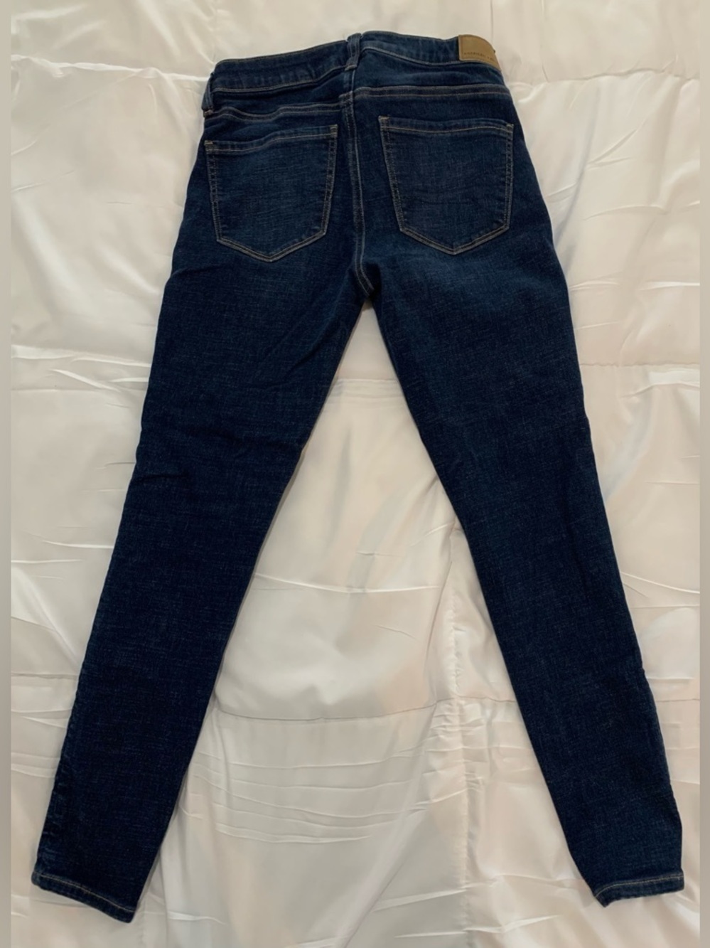 Preloved American Eagle Size 4 Short Jeans - Picture 4 of 6